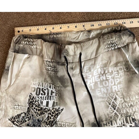 Bella Amore Italy Graphic Joggers Women’s Small Beige Leopard Star Appliqué - Picture 10 of 10